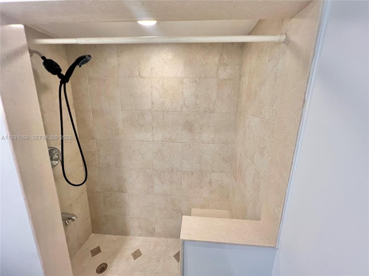 240 Galen Dr, Unit 309, Key Biscayne, FL 33149 Photo