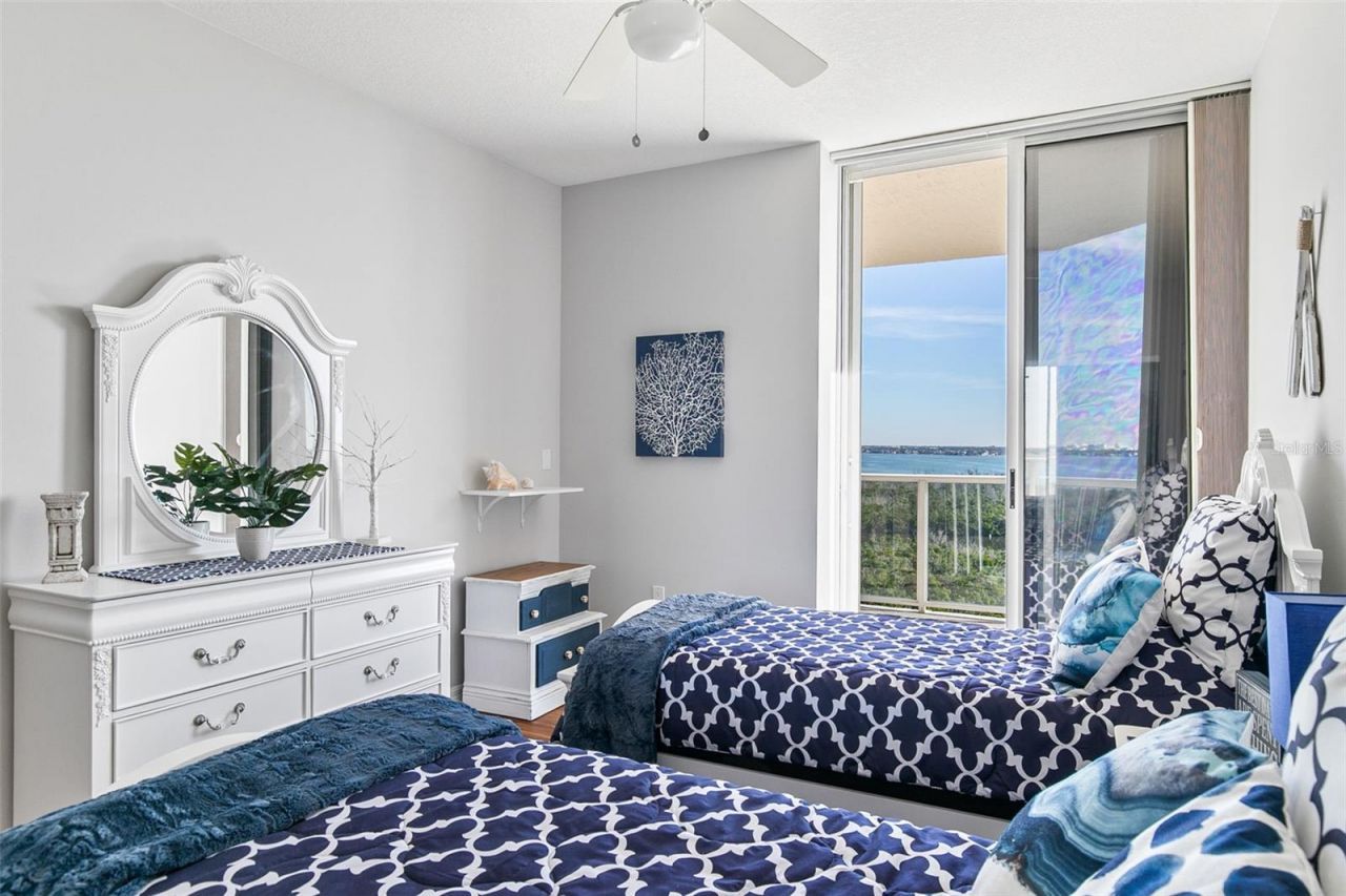 1800 Benjamin Franklin Drive, Unit B1007, Sarasota, FL 34236 Photo