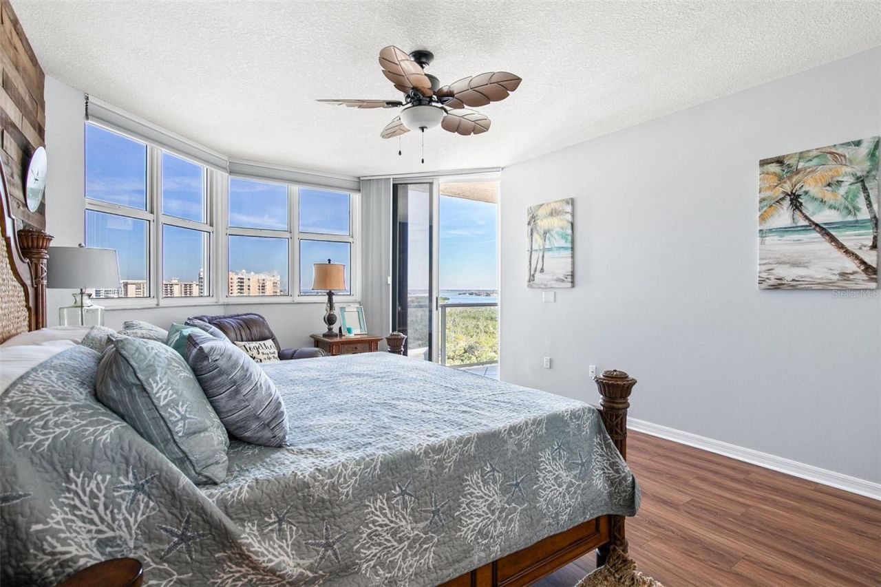 1800 Benjamin Franklin Drive, Unit B1007, Sarasota, FL 34236 Photo