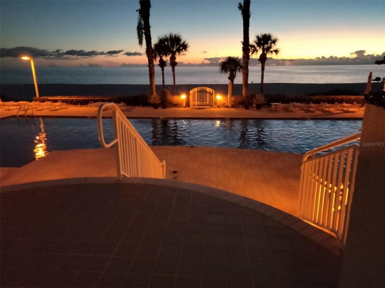 1800 Benjamin Franklin Drive, Unit B1007, Sarasota, FL 34236 Photo