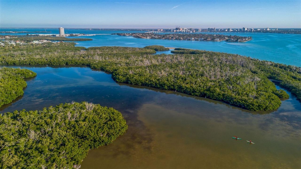 1800 Benjamin Franklin Drive, Unit B1007, Sarasota, FL 34236 Photo