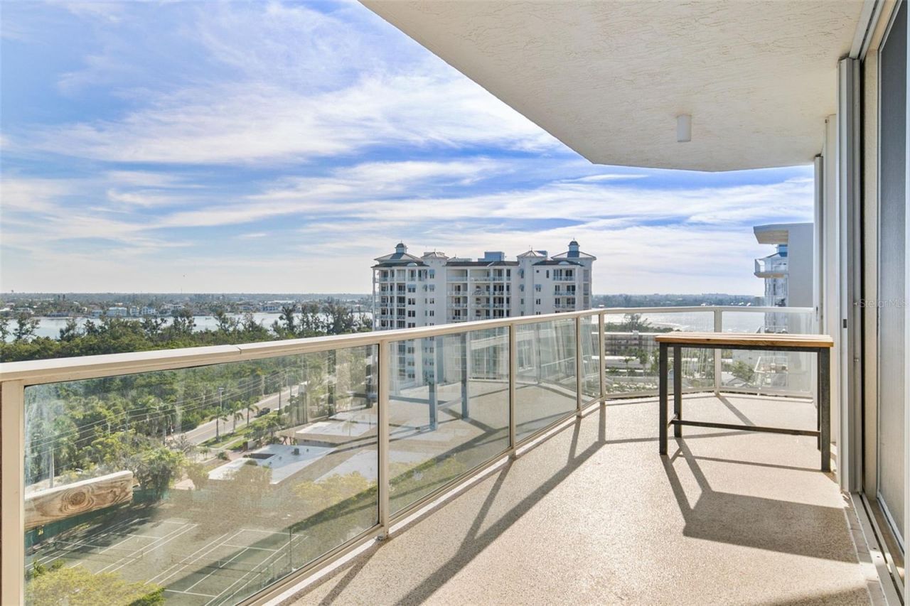 1800 Benjamin Franklin Drive, Unit B1007, Sarasota, FL 34236 Photo