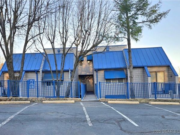 1376 Pelham Parkway, Unit C, Osage Beach, MO 65065