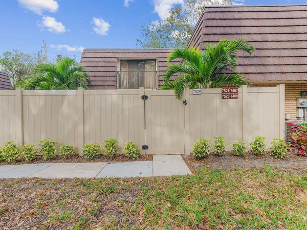 7520 75th Way, West Palm Beach, FL 33407