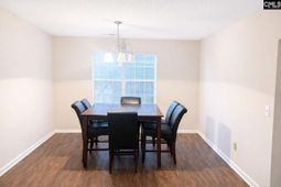 1009 Sweet Thorne Court photo 4