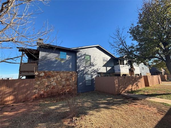 14417 N Pennsylvania Avenue, Unit 17B, Oklahoma City, OK 73134