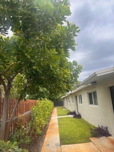 1216 16th Avenue N, Unit 10, Lake Worth Beach, FL 33460 Photo