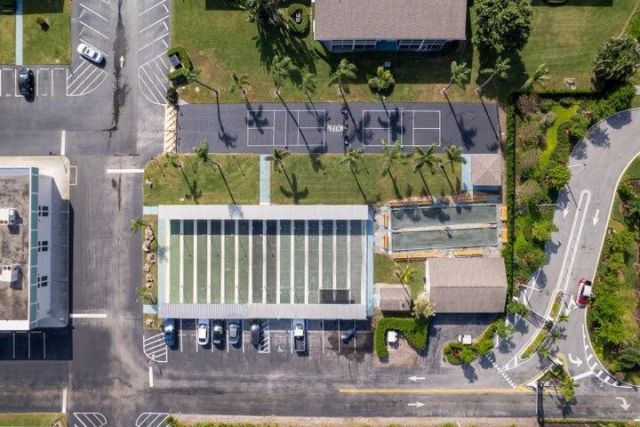 340 Horizons W, Unit 104, Boynton Beach, FL 33435 Photo