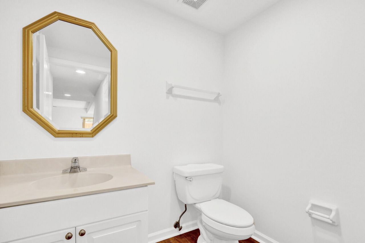 52 Uno Lago Drive, Juno Beach, FL 33408 Photo