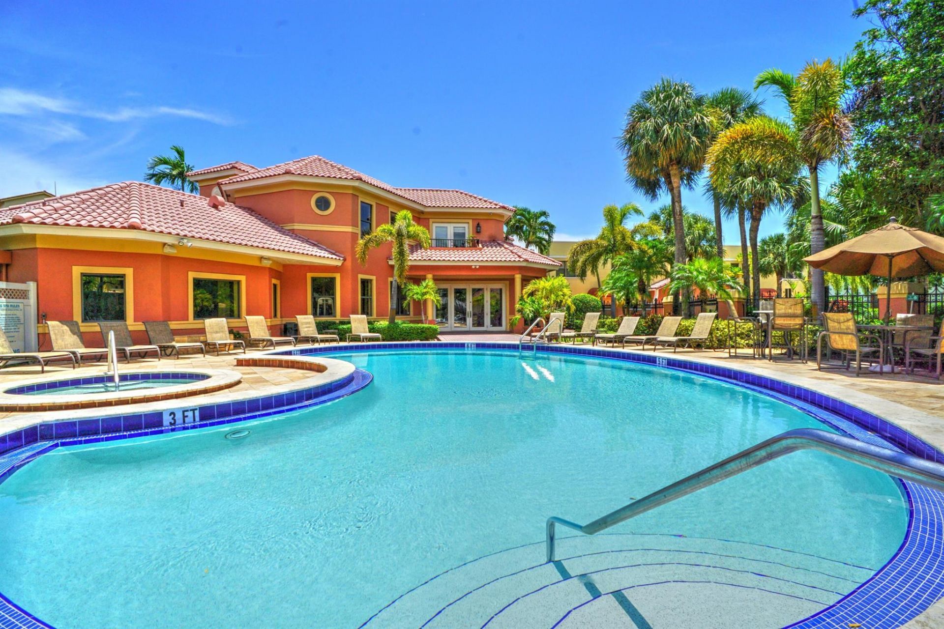 52 Uno Lago Drive, Juno Beach, FL 33408 Photo