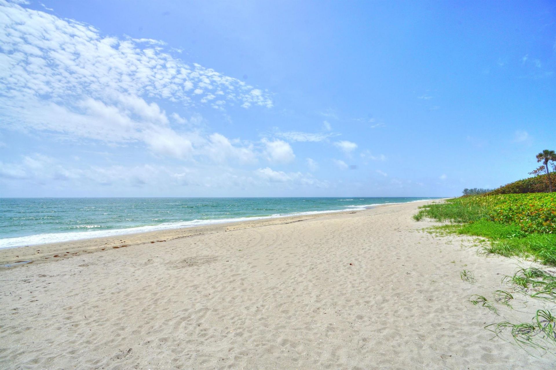 52 Uno Lago Drive, Juno Beach, FL 33408 Photo