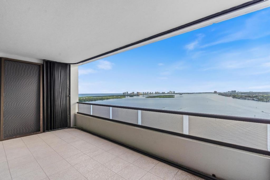 100 Lakeshore Drive, Unit 1955, North Palm Beach, FL 33408 Photo