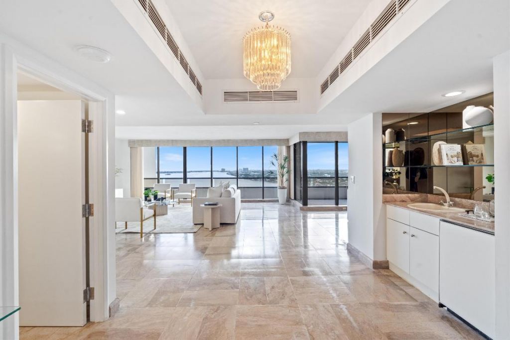 100 Lakeshore Drive, Unit 1955, North Palm Beach, FL 33408 Photo