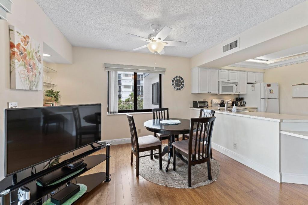 1605 S Us Highway 1, Unit B406, Jupiter, FL 33477 Photo