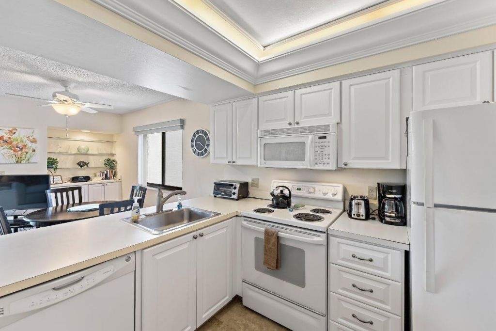 1605 S Us Highway 1, Unit B406, Jupiter, FL 33477 Photo