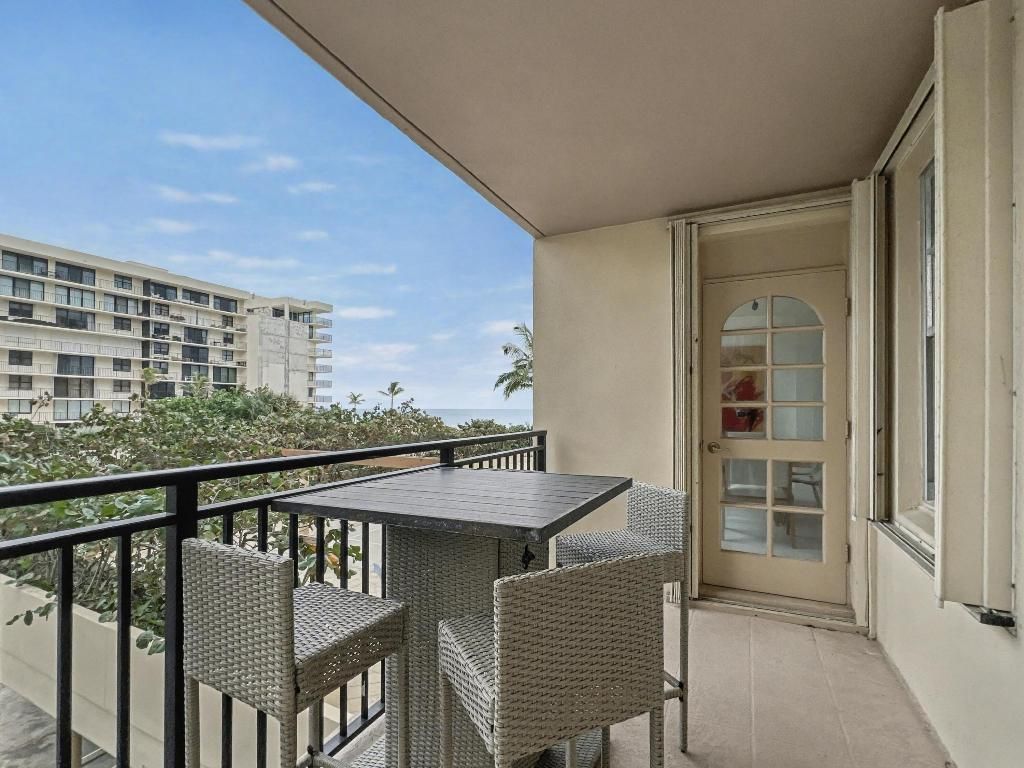 3475 S Ocean, 212 Boulevard, Unit 212, Palm Beach, FL 33480 Photo