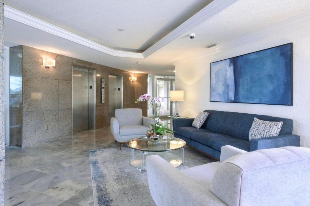 3475 S Ocean, 212 Boulevard, Unit 212, Palm Beach, FL 33480 Photo