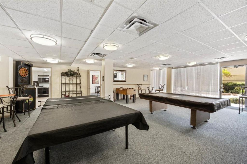 3475 S Ocean, 212 Boulevard, Unit 212, Palm Beach, FL 33480 Photo