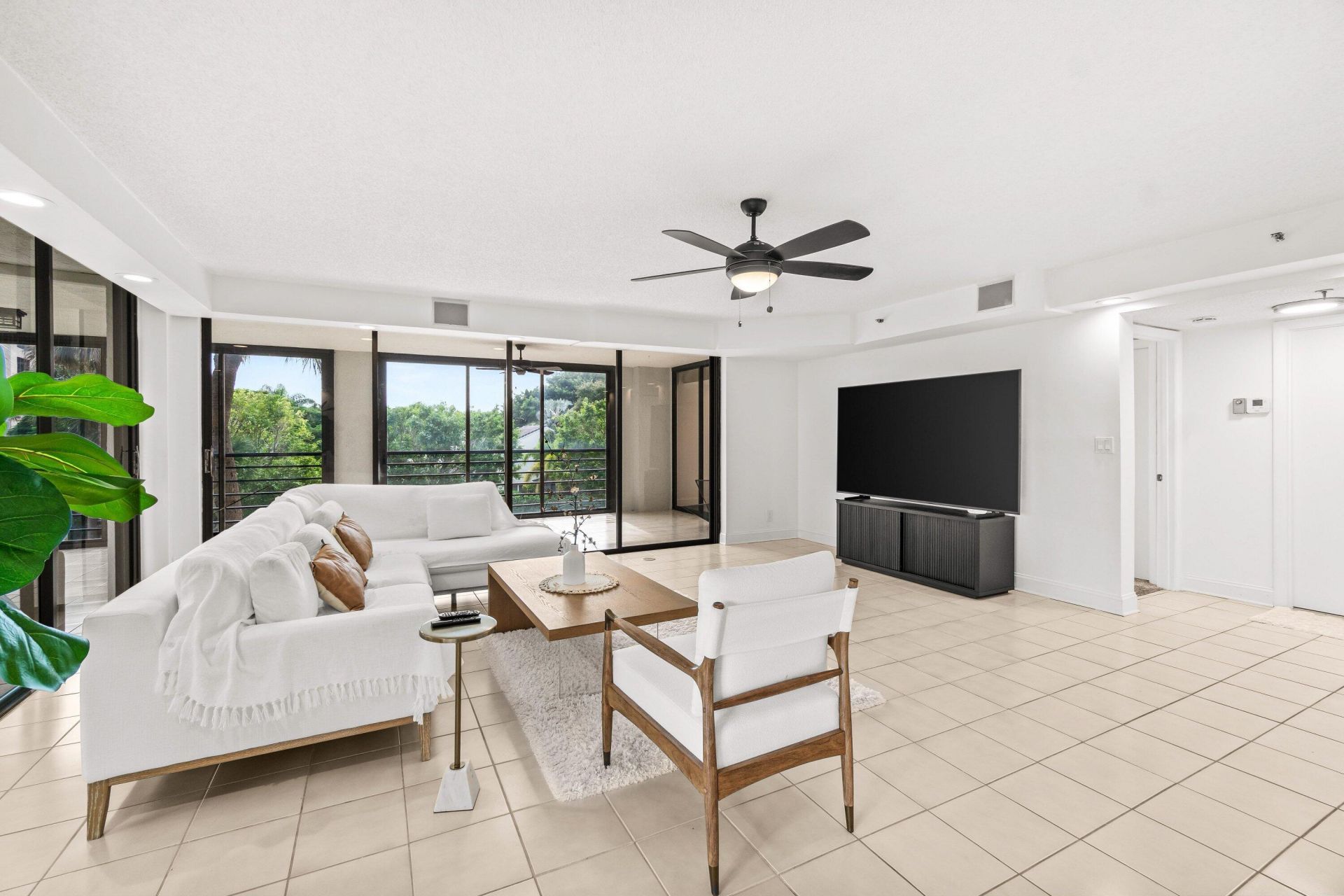 7201 Promenade Drive E, Unit 302, Boca Raton, FL 33433 Photo