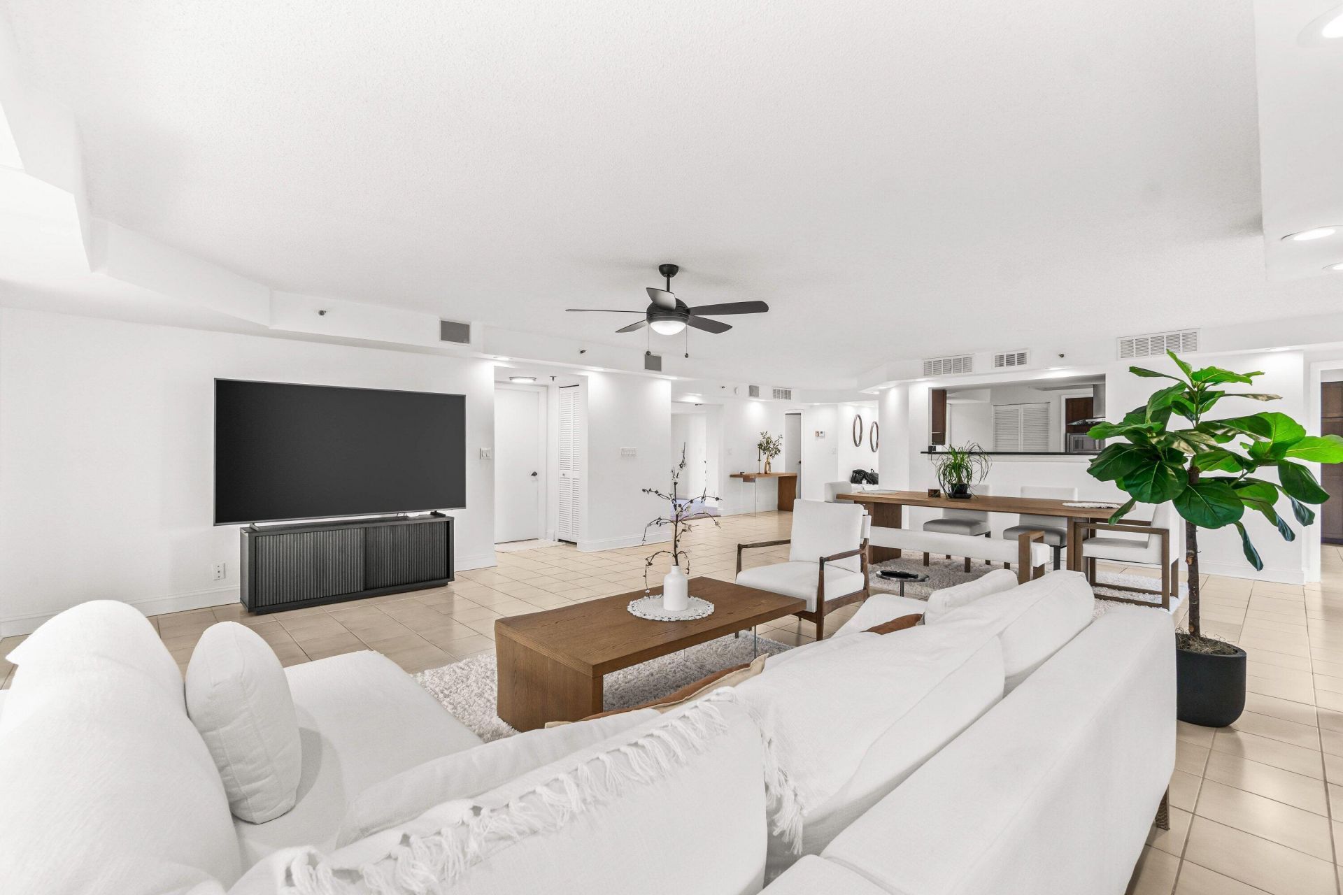 7201 Promenade Drive E, Unit 302, Boca Raton, FL 33433 Photo