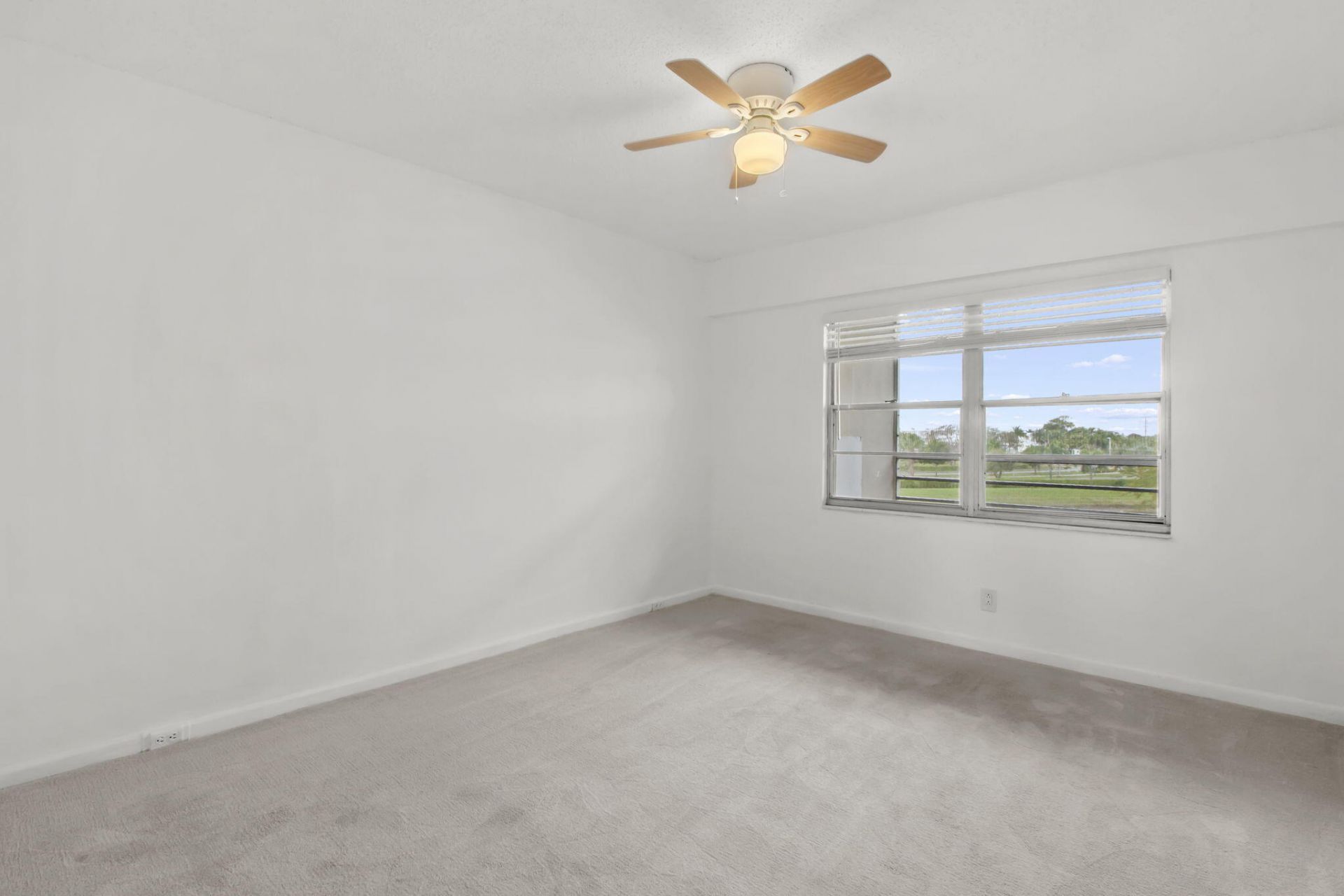 124 Preston C, Boca Raton, FL 33434 Photo