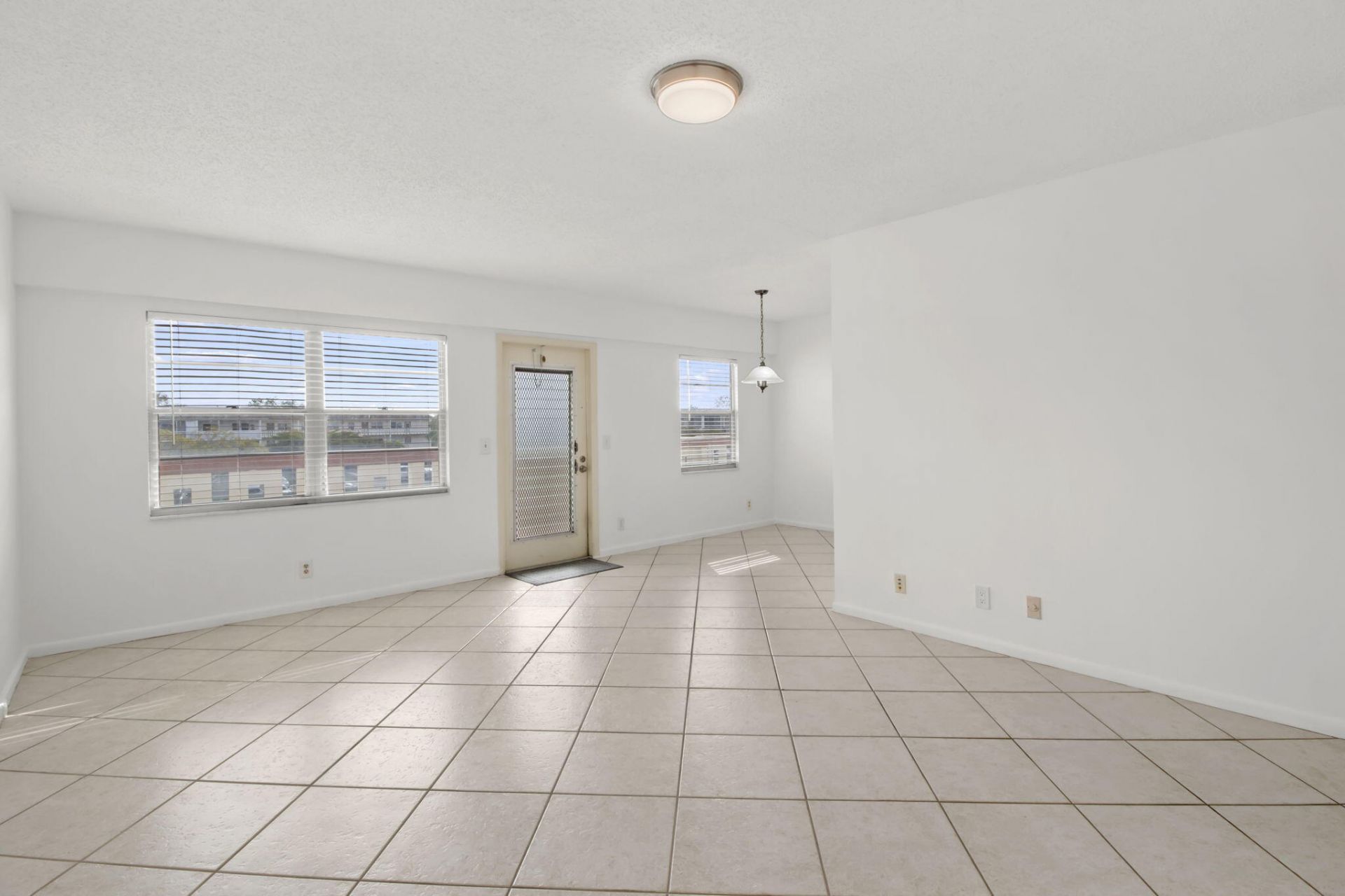 124 Preston C, Boca Raton, FL 33434 Photo