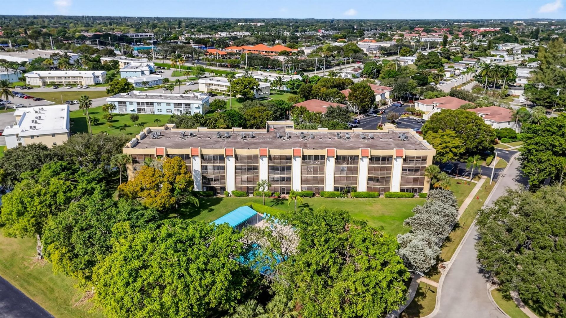 23345 Carolwood Lane, Unit 205, Boca Raton, FL 33428 Photo