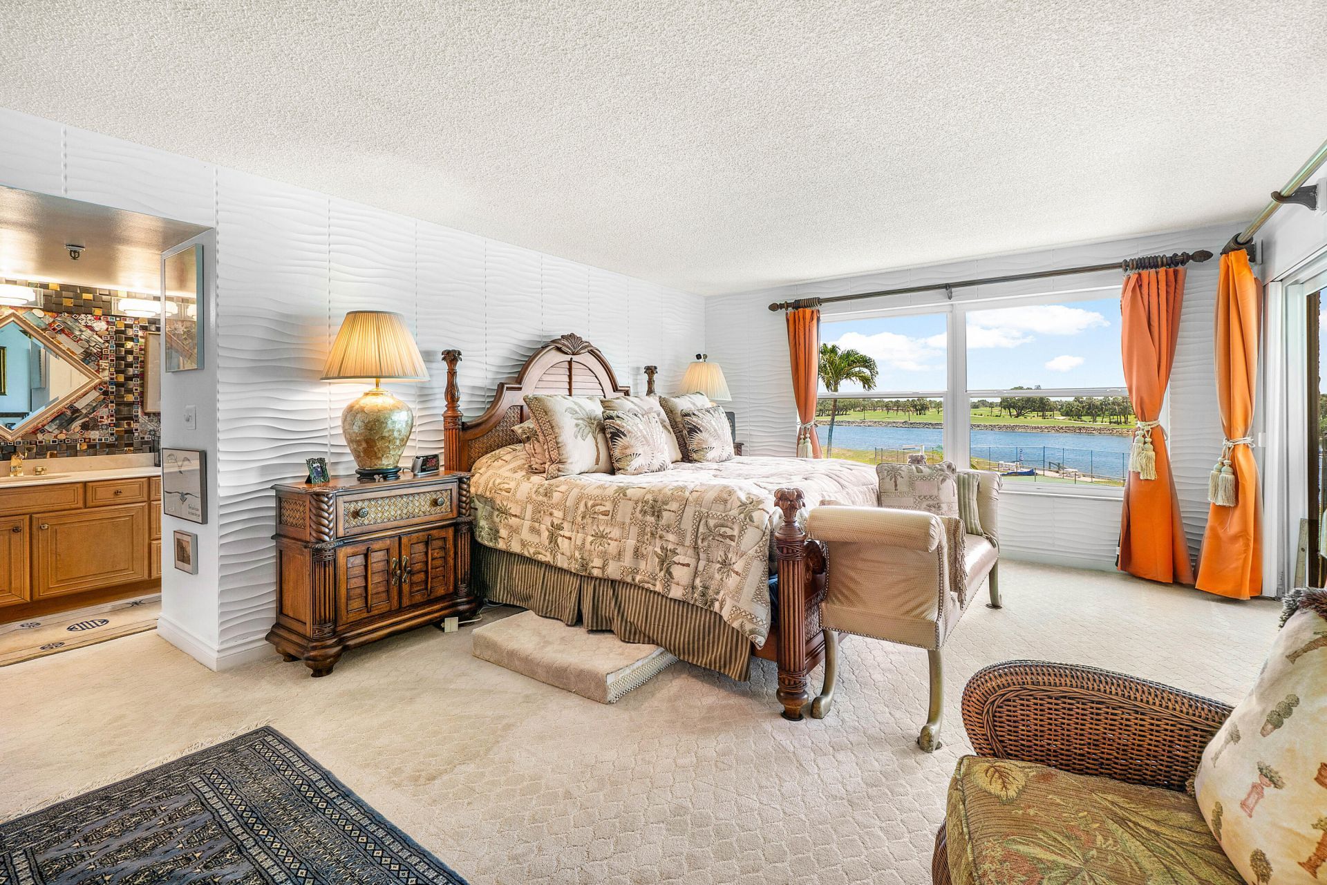 374 Golfview Road, Unit 205, North Palm Beach, FL 33408 Photo