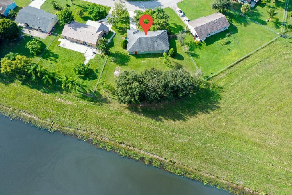 737 SW Belmont Circle, Port Saint Lucie, FL 34953 Photo