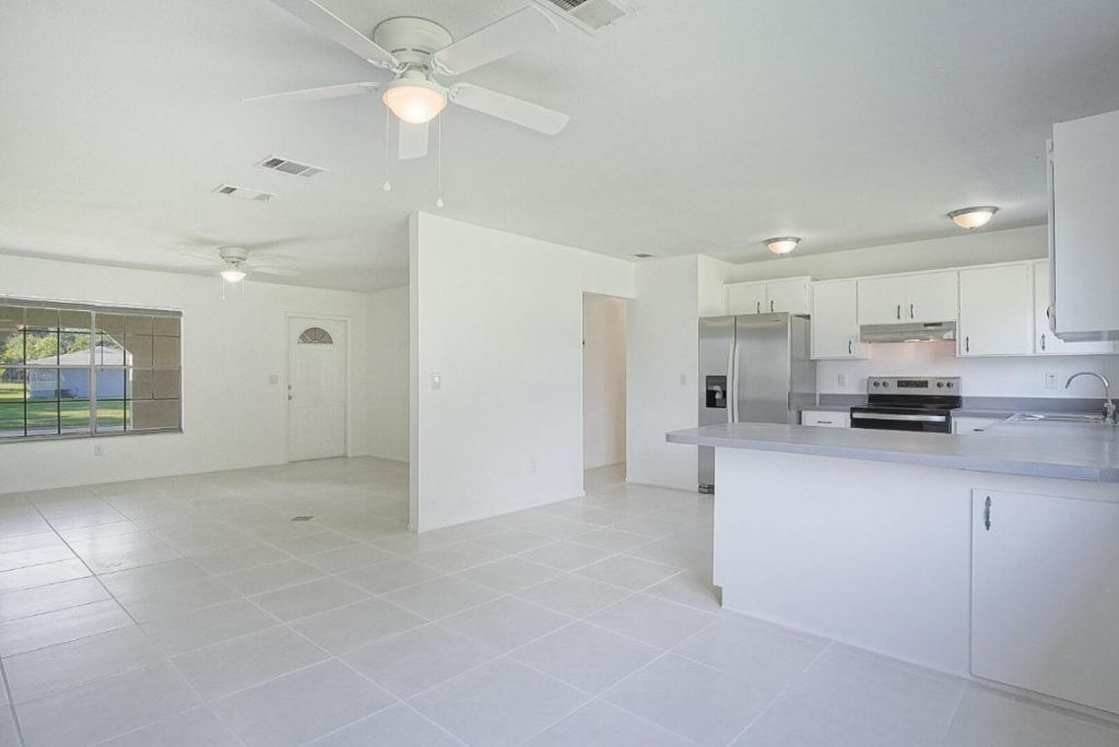 737 SW Belmont Circle, Port Saint Lucie, FL 34953 Photo