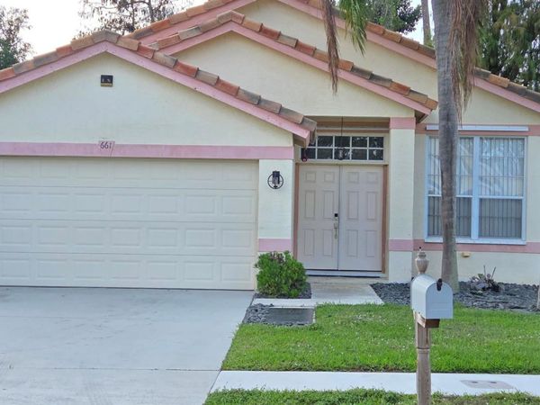 661 Lake Wellington Drive, Wellington, FL 33414