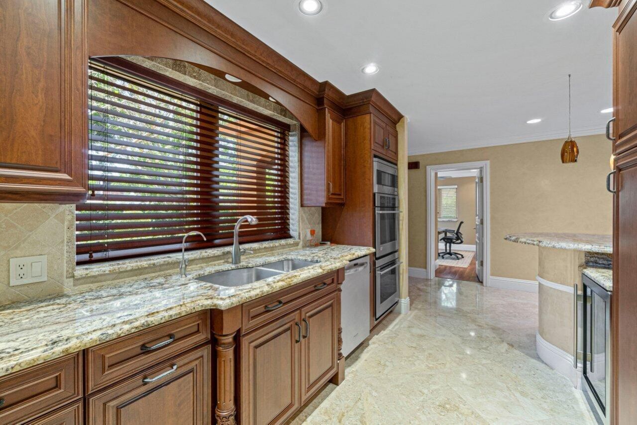 870 NW 7th Street, Boca Raton, FL 33486 Photo