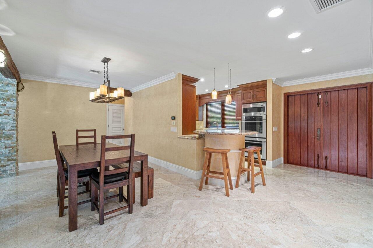 870 NW 7th Street, Boca Raton, FL 33486 Photo