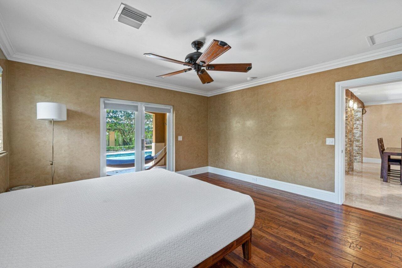 870 NW 7th Street, Boca Raton, FL 33486 Photo