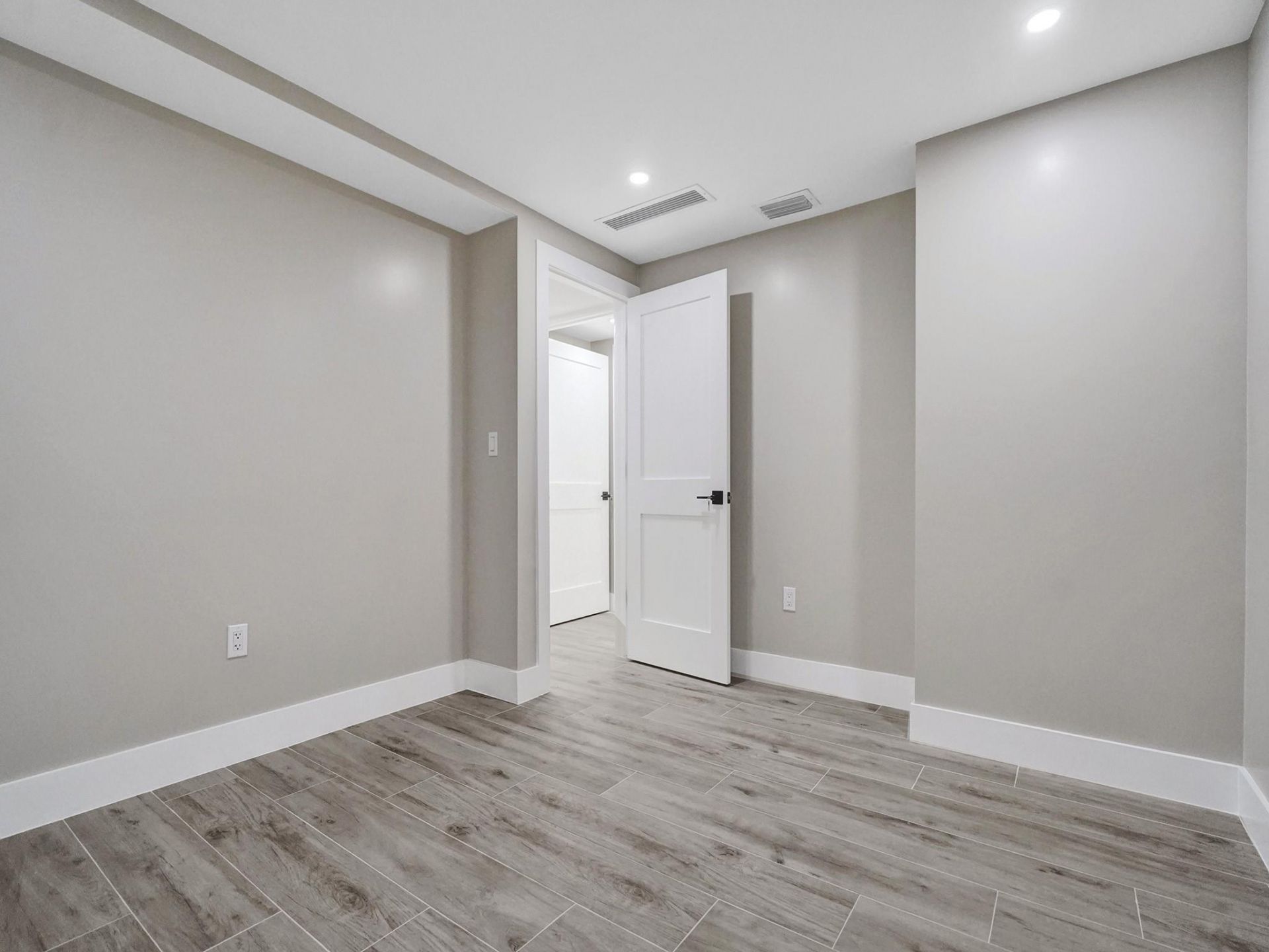 3430 Galt Ocean Drive, Unit 1409, Fort Lauderdale, FL 33308 Photo