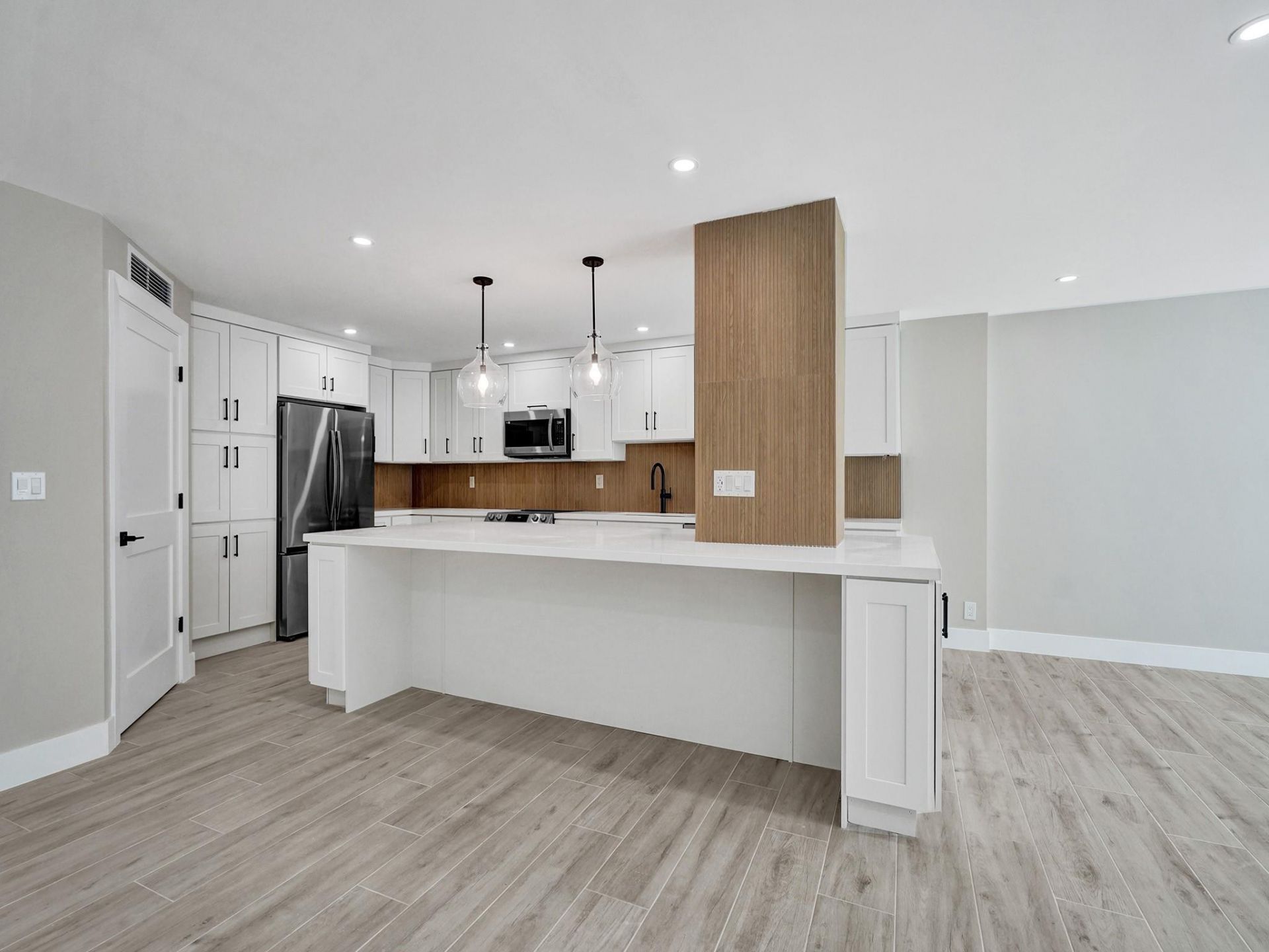 3430 Galt Ocean Drive, Unit 1409, Fort Lauderdale, FL 33308 Photo