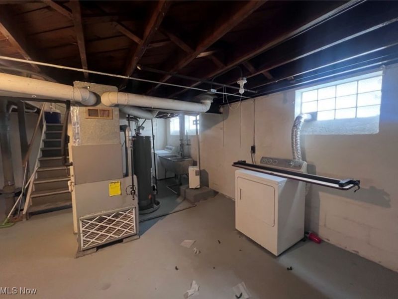 3935 E 176th Street, Cleveland, OH 44128 Photo 13