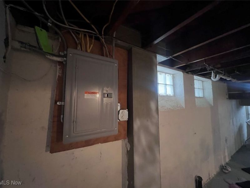 3935 E 176th Street, Cleveland, OH 44128 Photo 15