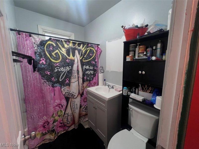 3935 E 176th Street, Cleveland, OH 44128 Photo 8