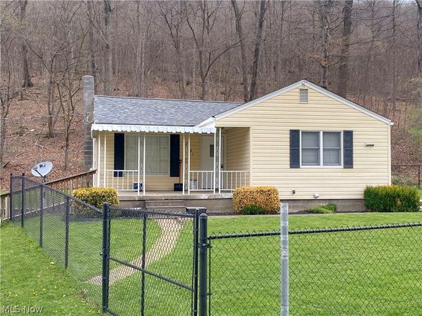 2341 Hardins Run Road, New Cumberland, WV 26047