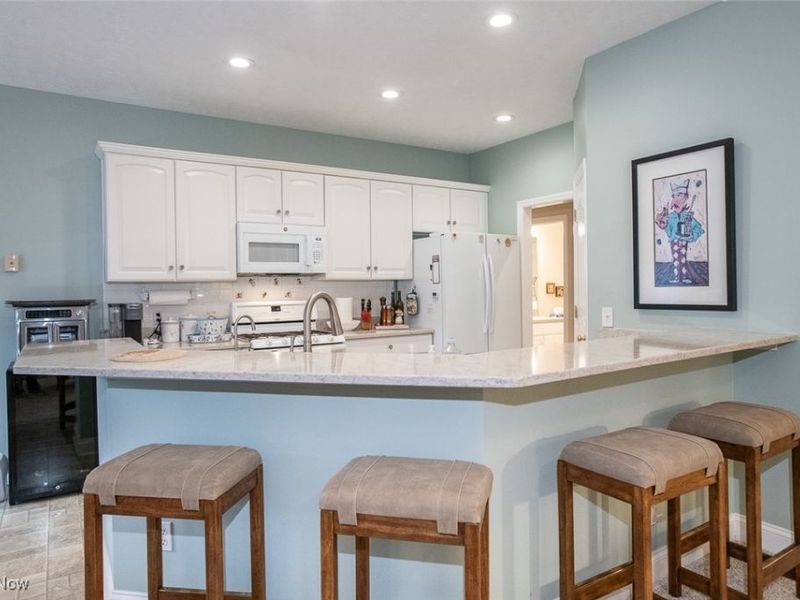 772 Shadow Creek Trail, Amherst, OH 44001 Photo 10