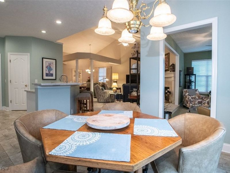 772 Shadow Creek Trail, Amherst, OH 44001 Photo 17