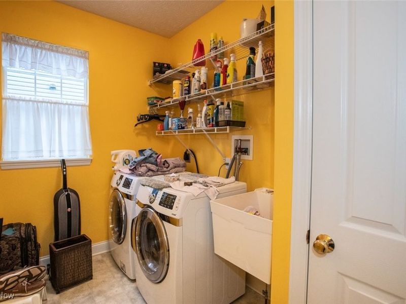 772 Shadow Creek Trail, Amherst, OH 44001 Photo 38