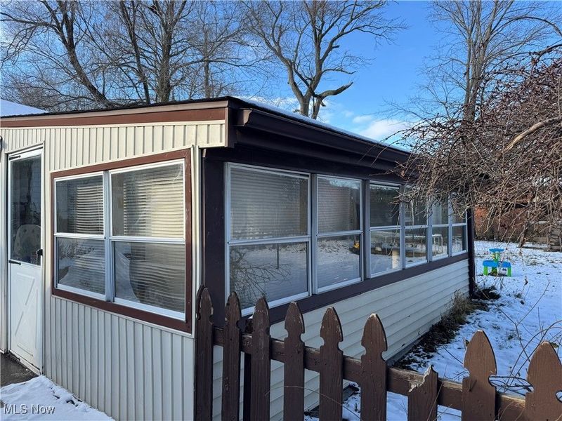 827 Bond Street, Elyria, OH 44035 Photo 3