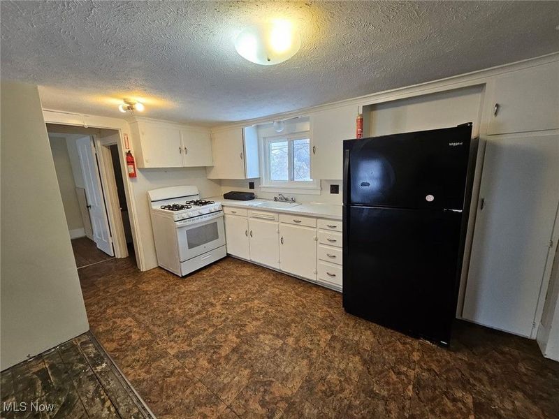 13888/13890 Goodwin Street, Burton, OH 44021 Photo 17