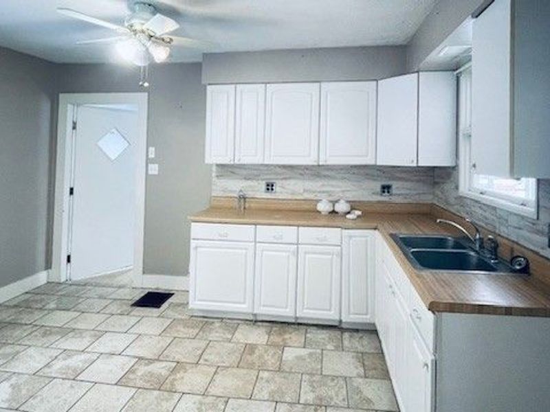 13888/13890 Goodwin Street, Burton, OH 44021 Photo 6