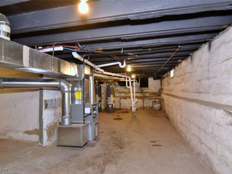 6015 Hosmer Avenue, Cleveland, OH 44105 Photo 17