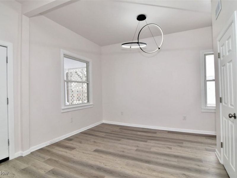 6015 Hosmer Avenue, Cleveland, OH 44105 Photo 5