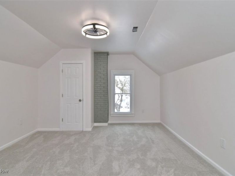 6015 Hosmer Avenue, Cleveland, OH 44105 Photo 7