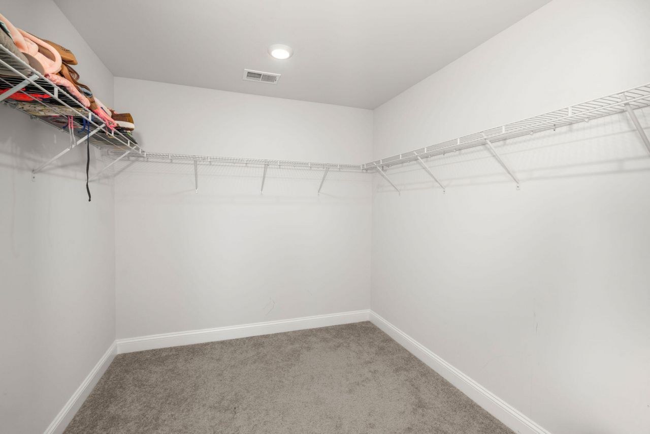 109 Granton Edge Lane Photo 37